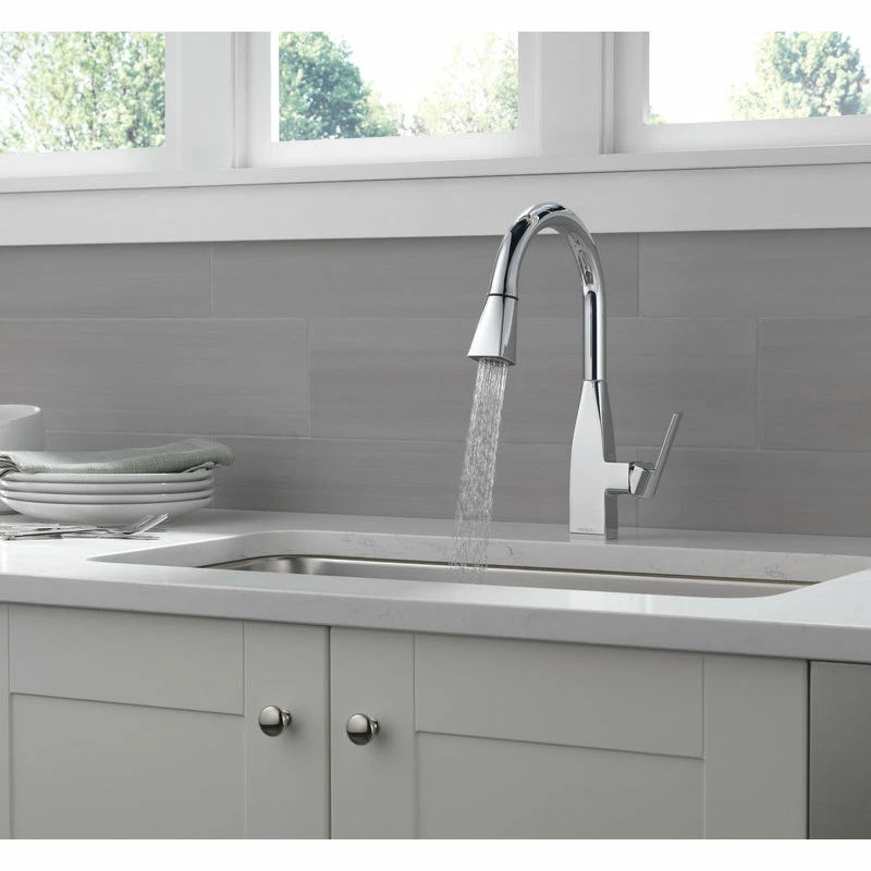 Promo 😀 Delta Faucet Delta Xander Single Handle Pulldown Kitchen, Chrome, P7919LF 💯 - Image 3