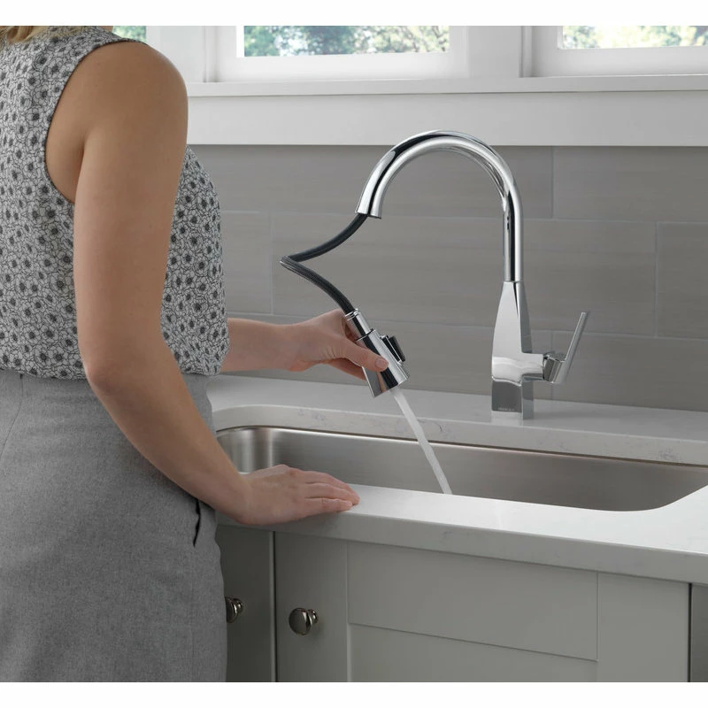 Promo 😀 Delta Faucet Delta Xander Single Handle Pulldown Kitchen, Chrome, P7919LF 💯 - Image 5