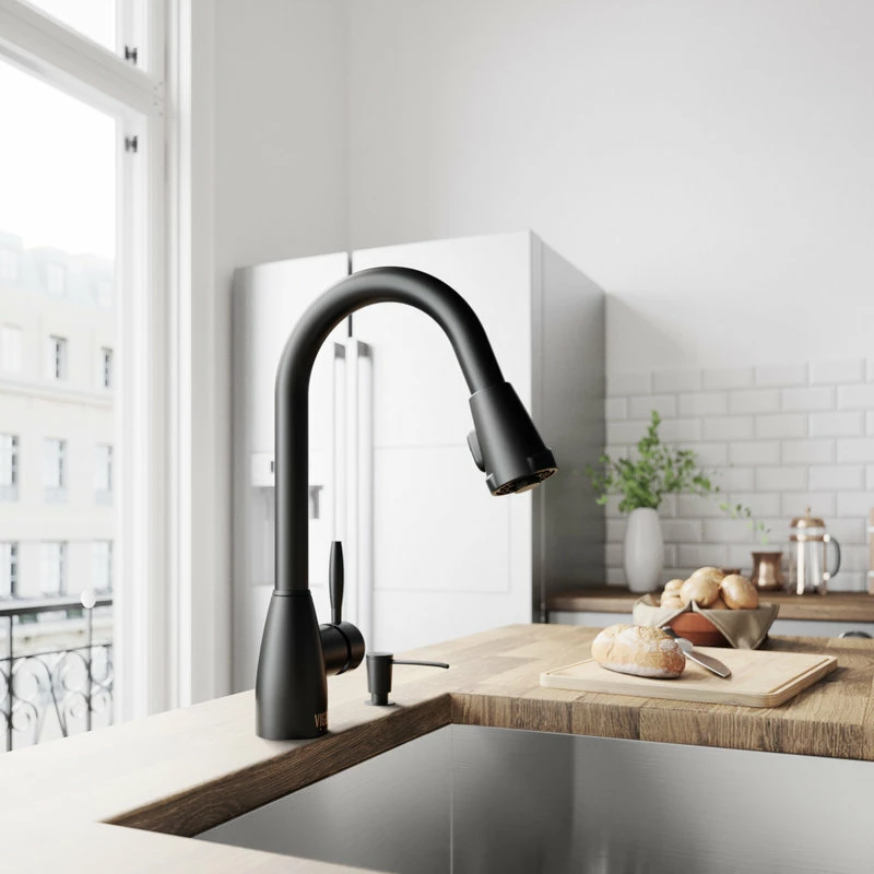 Flash Sale โ VIGO Graham Pull-Down Spray Kitchen Faucet, Matte Black โ - Image 3